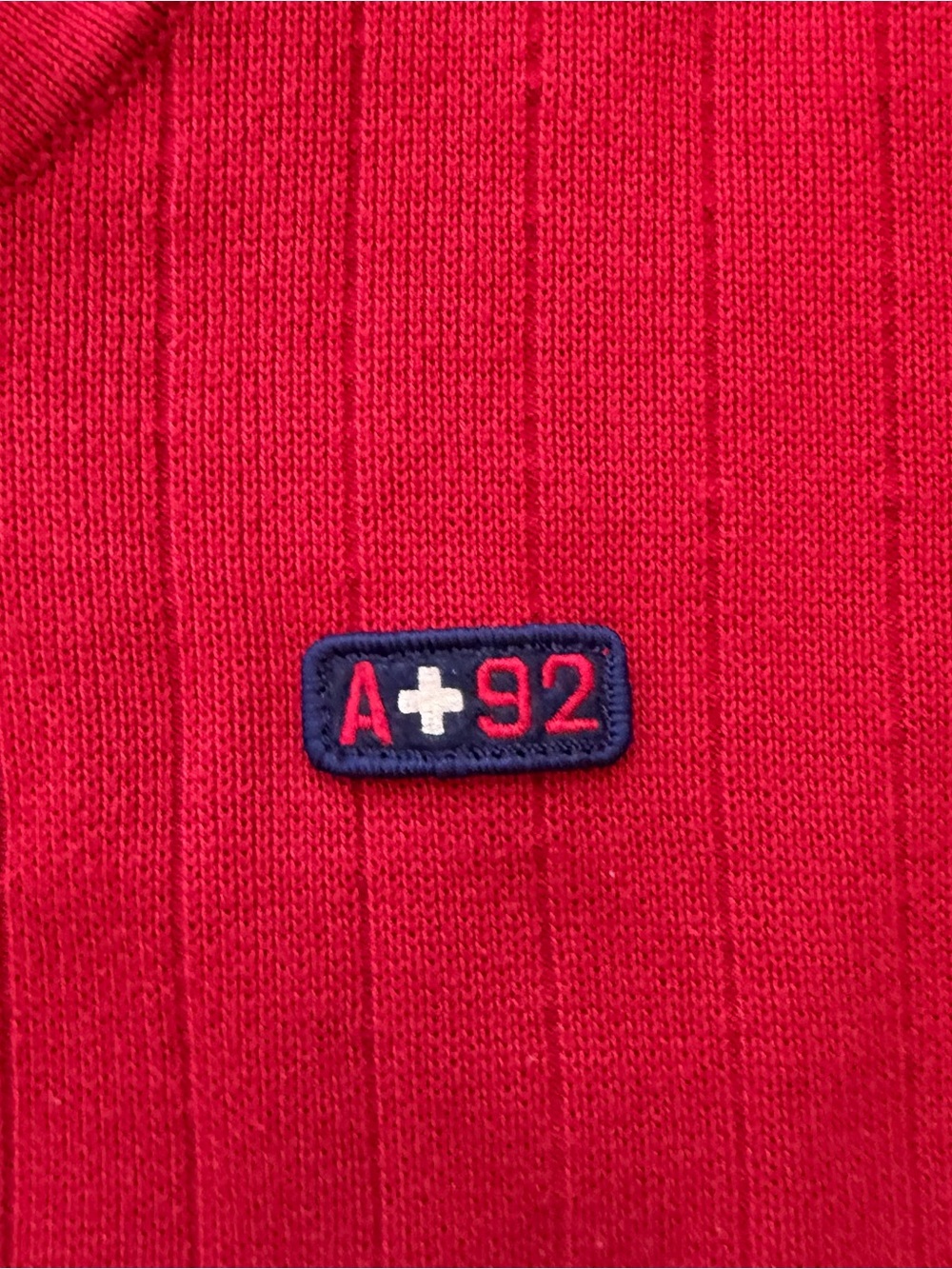 Vintage Y2K Abercrombie & Fitch Red V-Neck Muscle Sweater - Picture 4 of 4